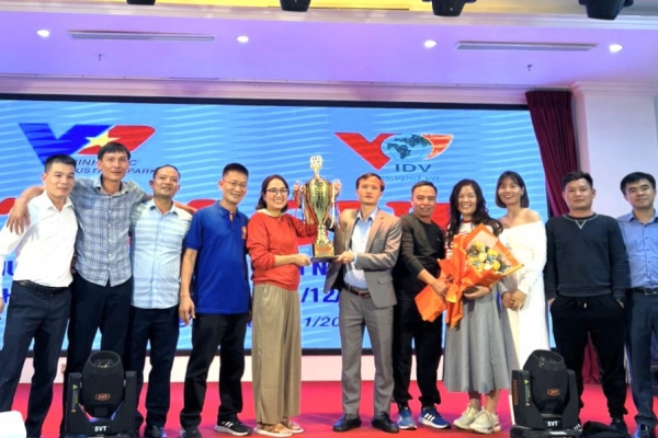 Công ty cổ phần Phát triển Hạ tầng Vĩnh Phúc tham dự giải bóng đá TIM CUP